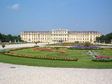 Schonnebrunn 